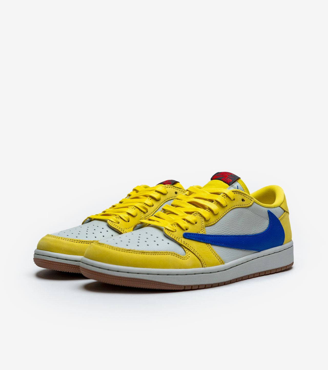 Air Jordan 1 Retro Low OG SP Travis Scott Canary — photo 2