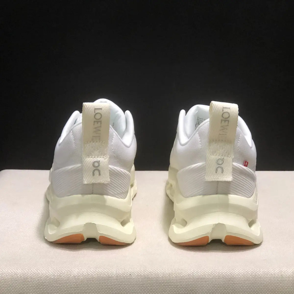 On Cloud × Loewe — Cloudtilt White Crème — photo 3