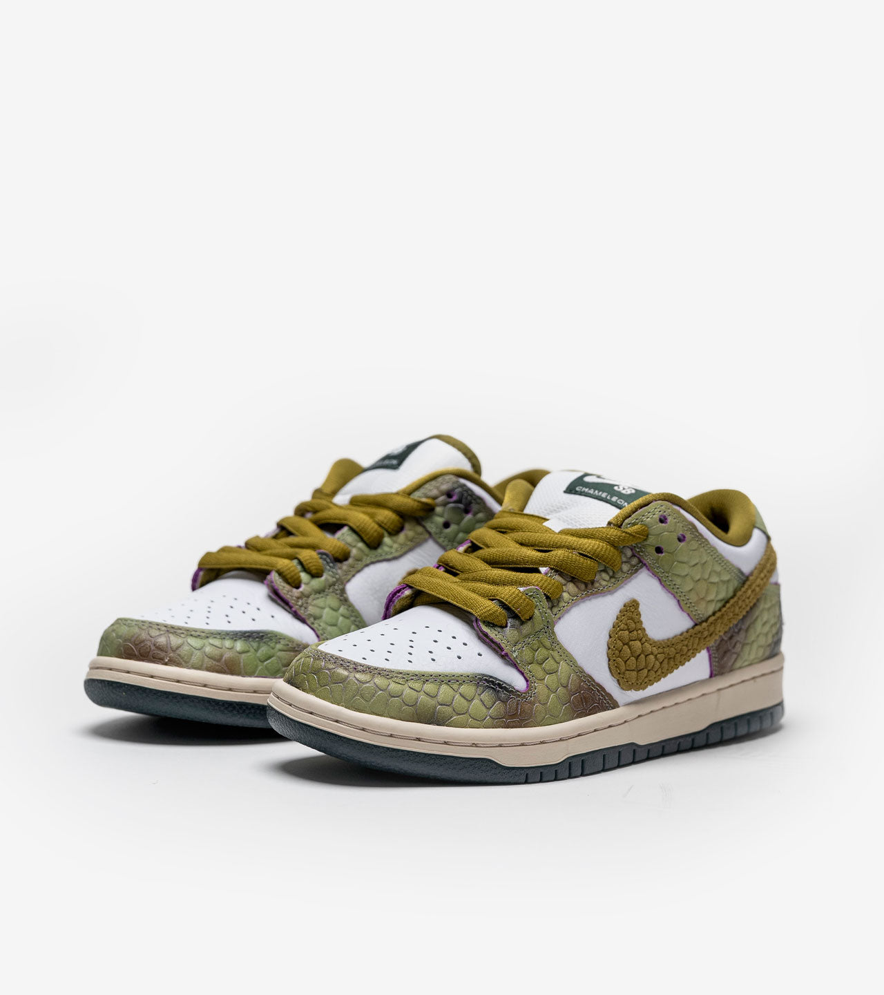 Nike SB Dunk Low Alexis Sablone Chameleon — photo 2