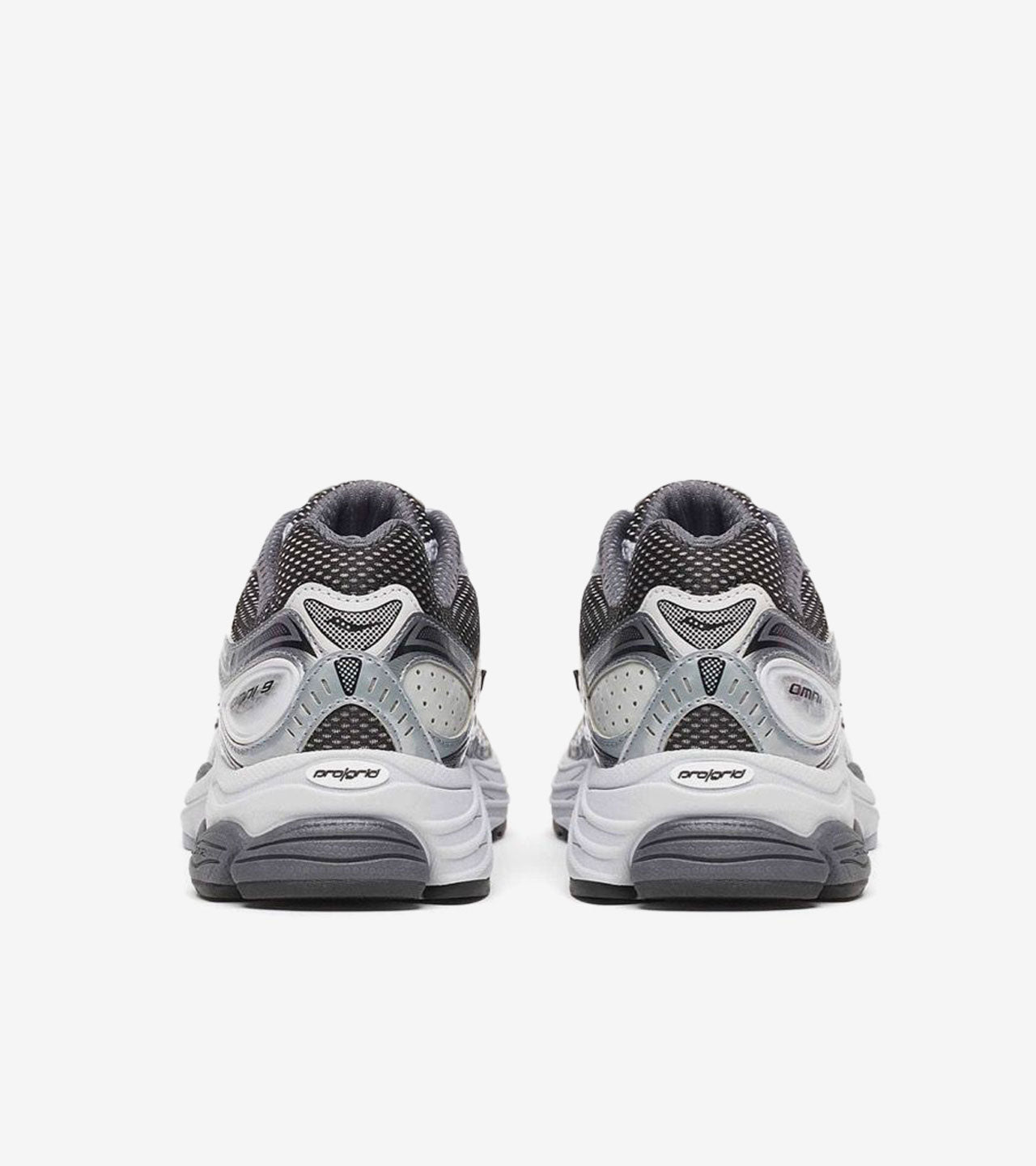 Saucony ProGrid Omni 9 Microchip — photo 3
