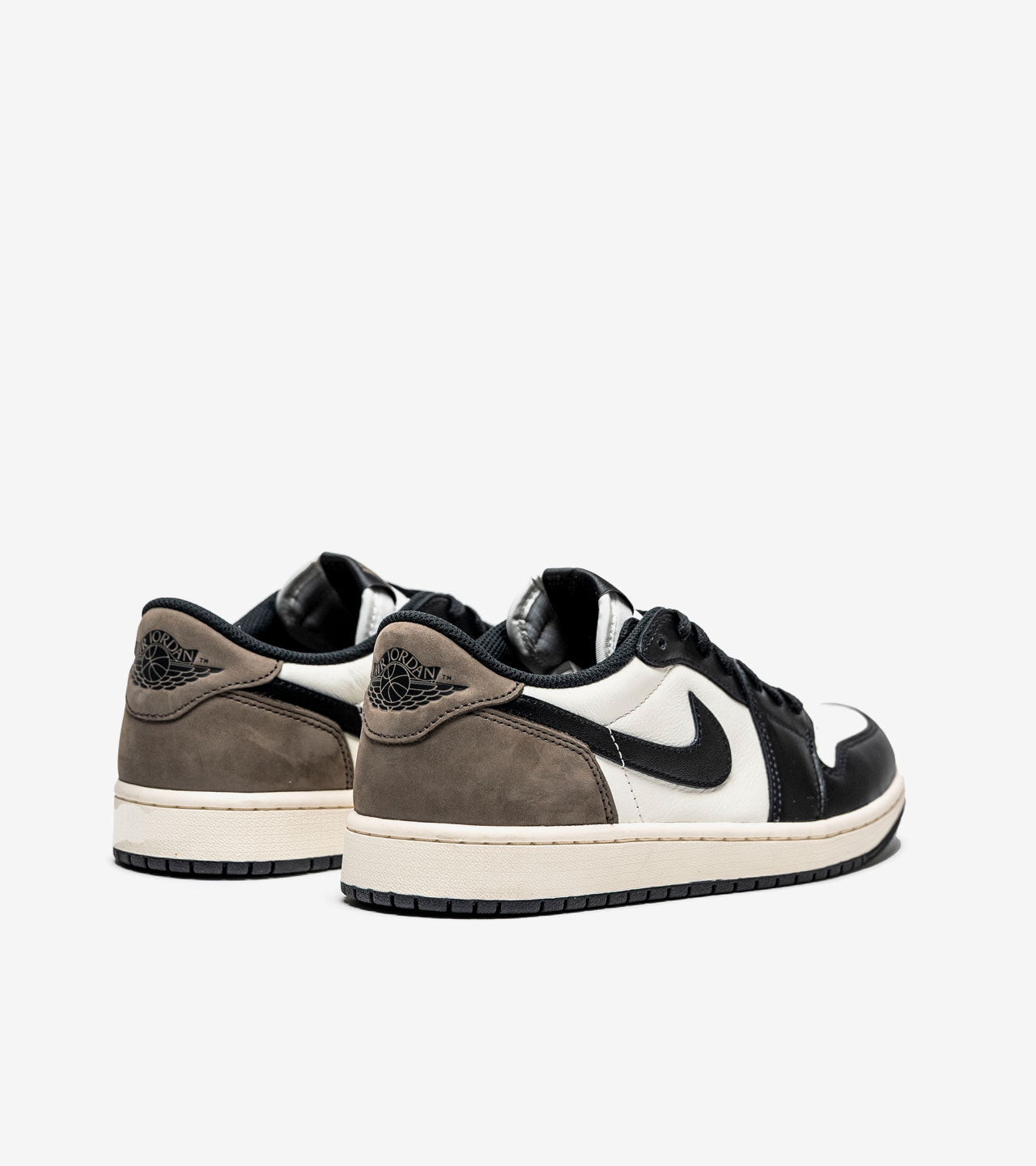 Jordan 1 Low Mocha — photo 3