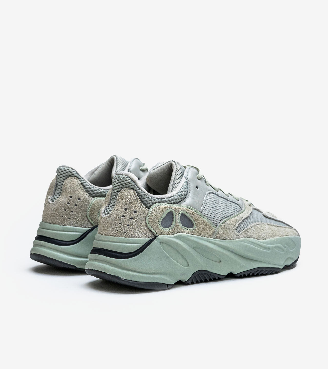 adidas Yeezy Boost 700 Salt (2019/2023) — photo 3