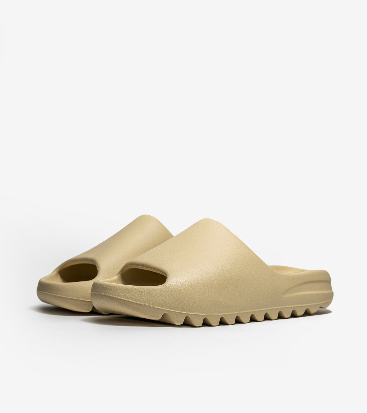 adidas Yeezy Slide Bone (2022 Restock) — photo 2