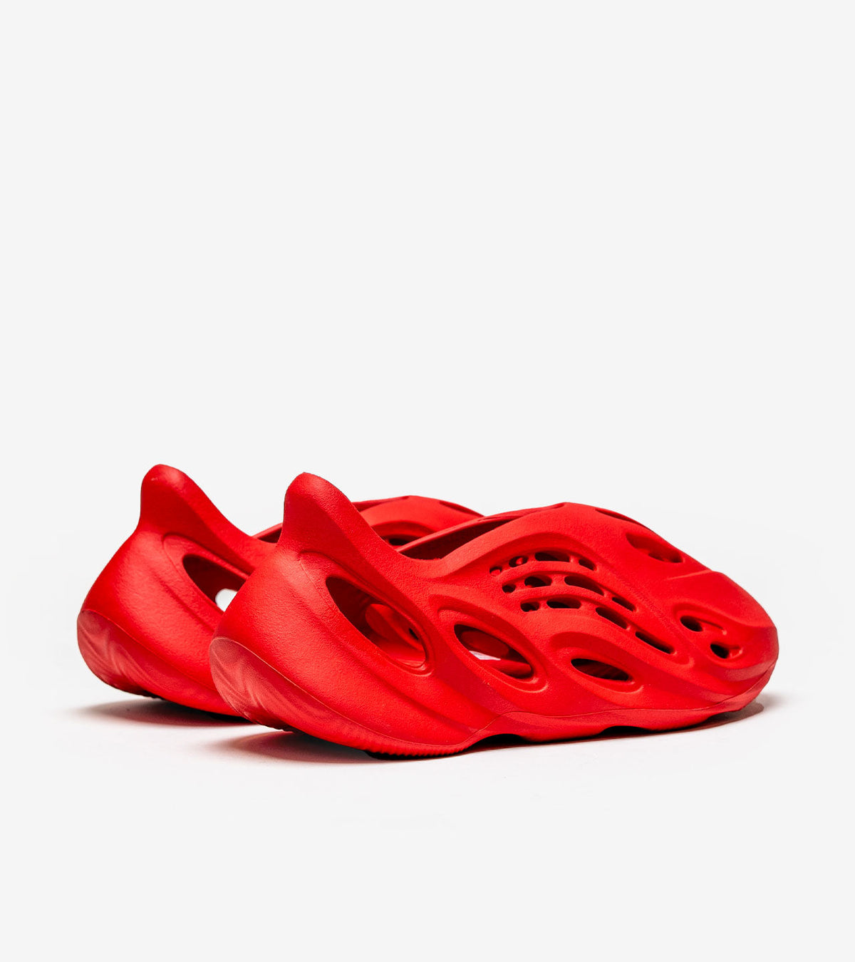 adidas Yeezy Foam RNNR Vermillion — photo 3