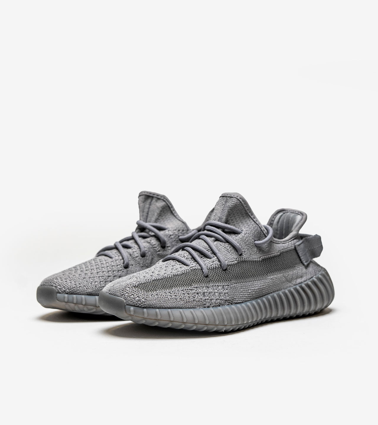 adidas Yeezy Boost 350 V2 Steel Grey — photo 2