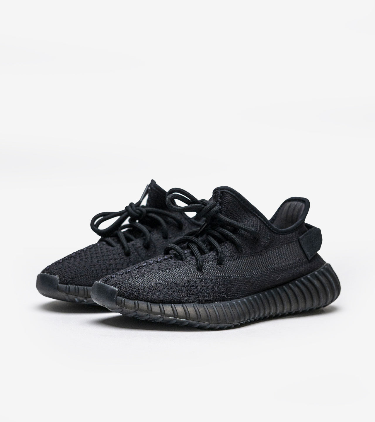 adidas Yeezy Boost 350 V2 Onyx — photo 2