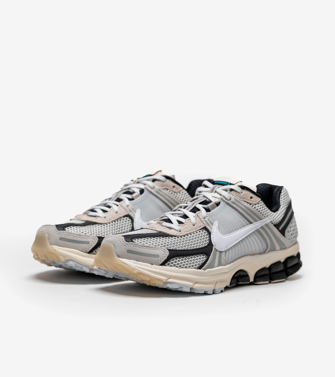 Nike Zoom Vomero 5 Supersonic Light Bone Black — photo 2