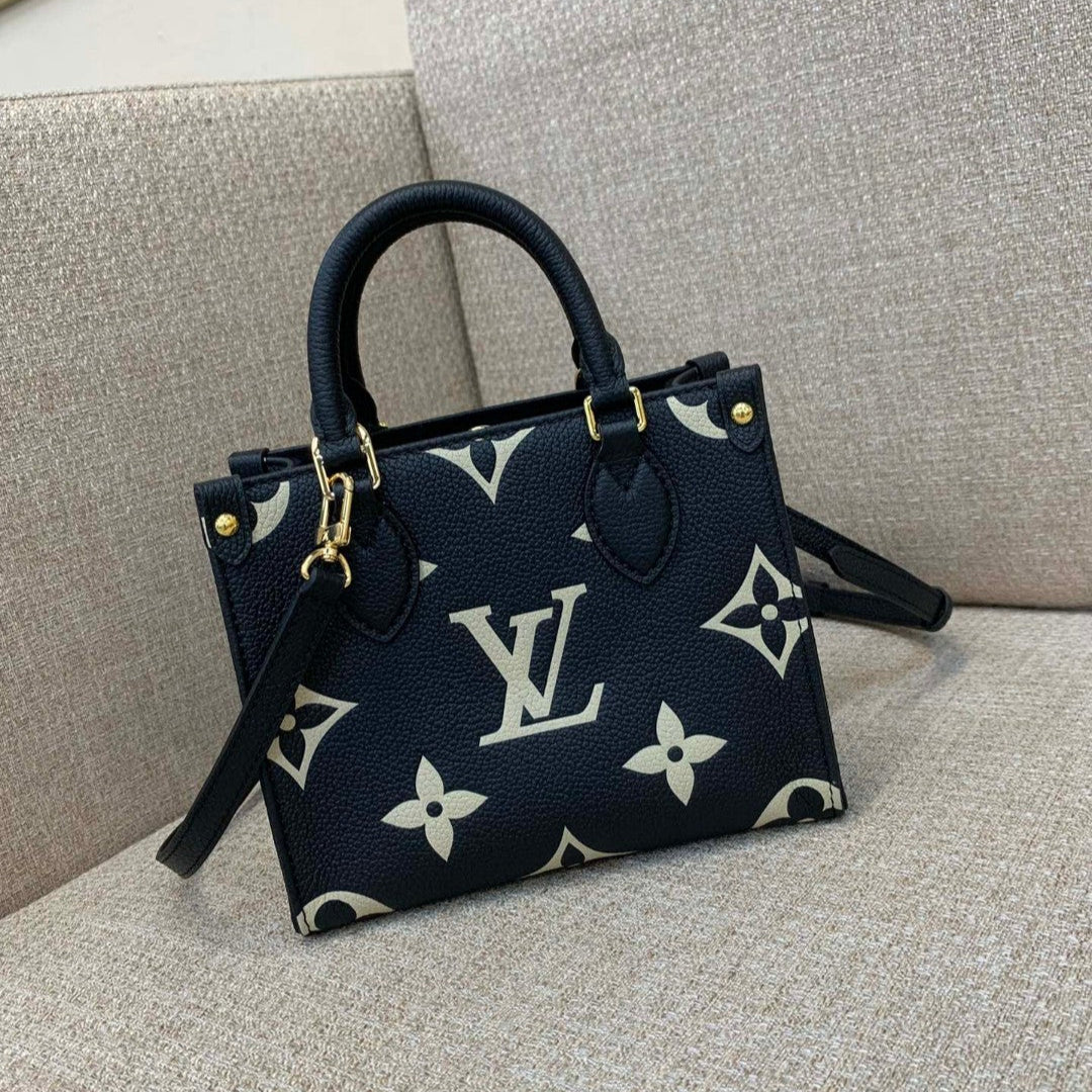 LV - Cabas OnTheGo BB Petit — photo 4
