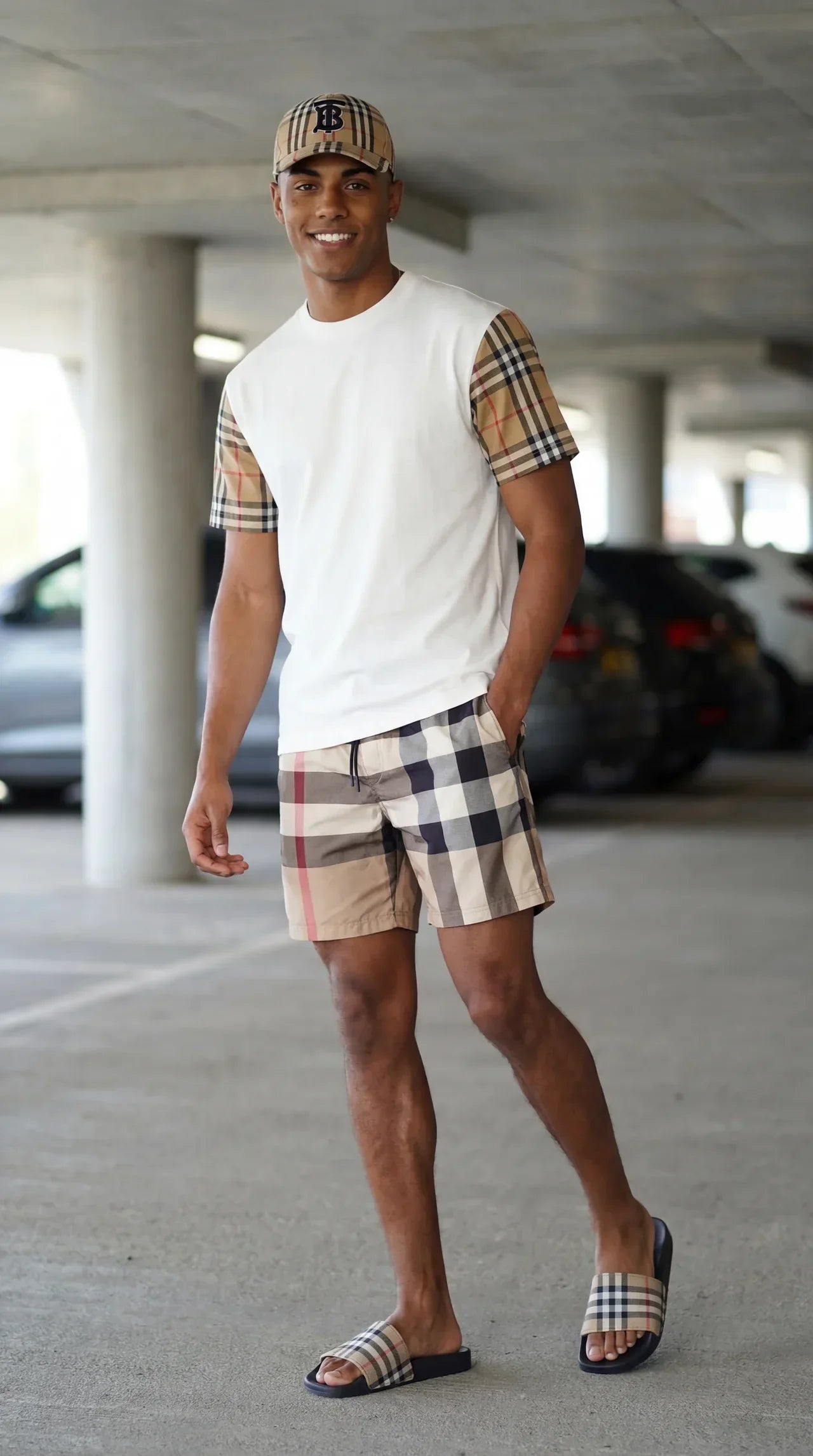 WANTED outfit — photo 2