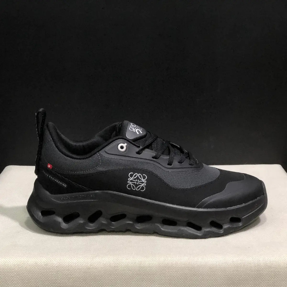 On Cloud × Loewe — Cloudtilt Black — photo 2