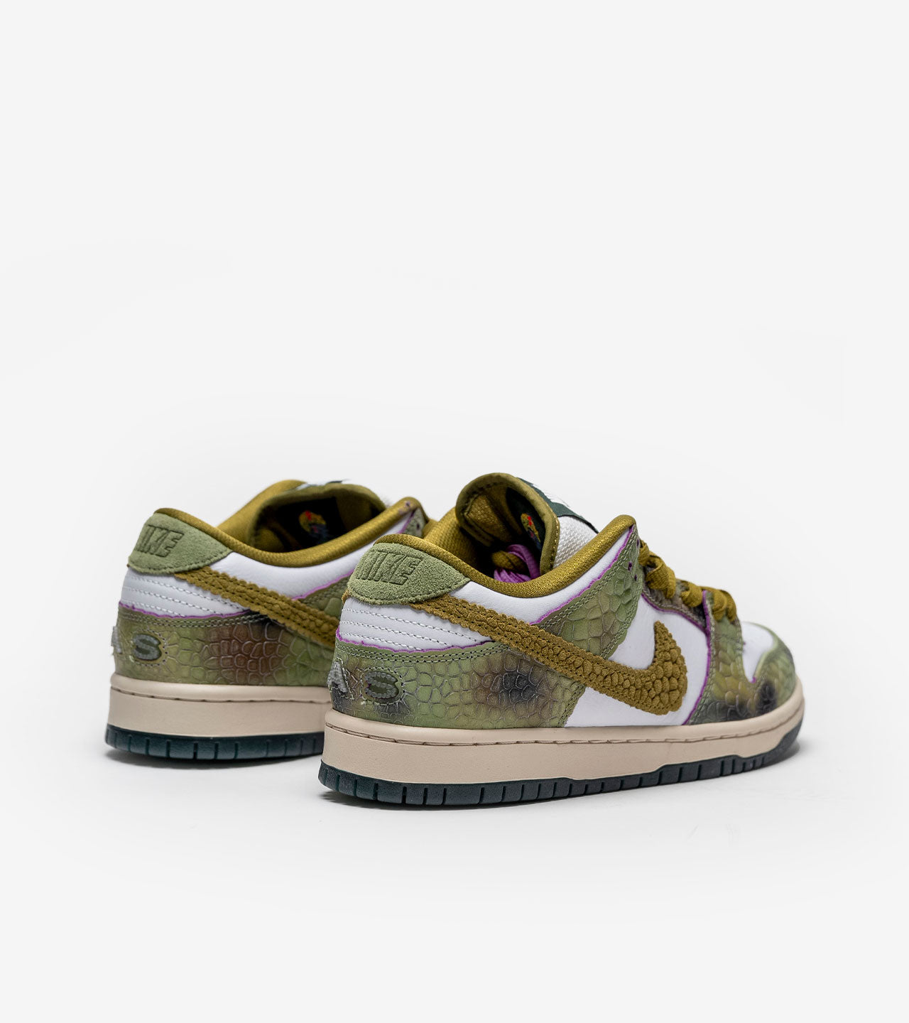 Nike SB Dunk Low Alexis Sablone Chameleon — photo 3