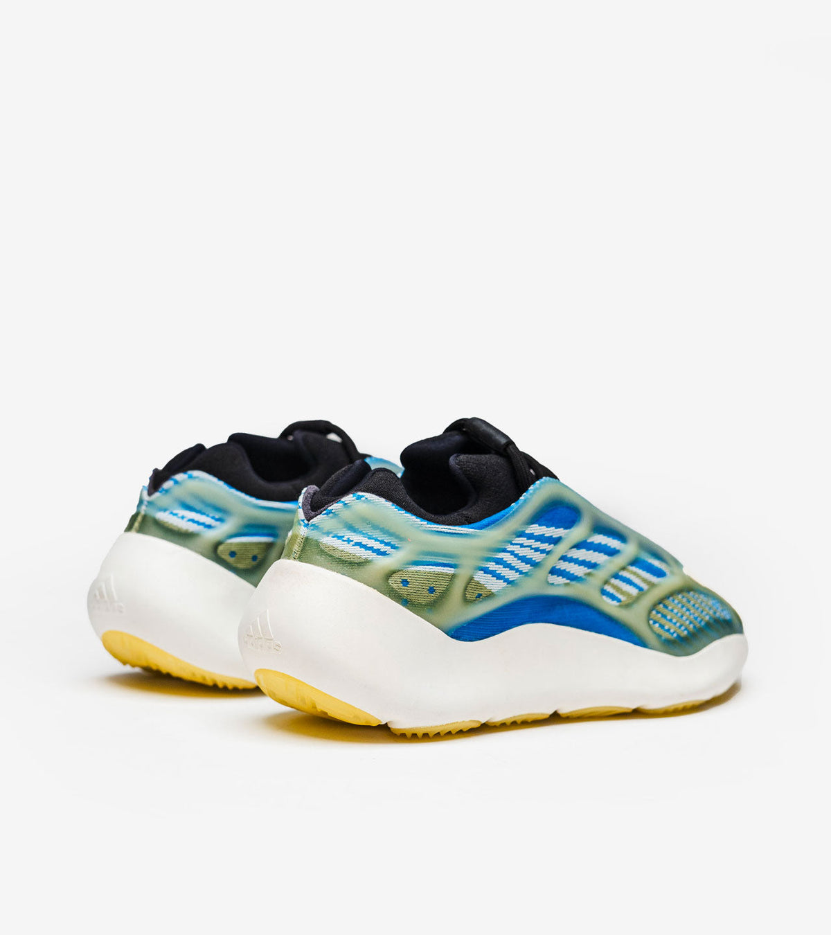 adidas Yeezy 700 V3 Arzareth — photo 4