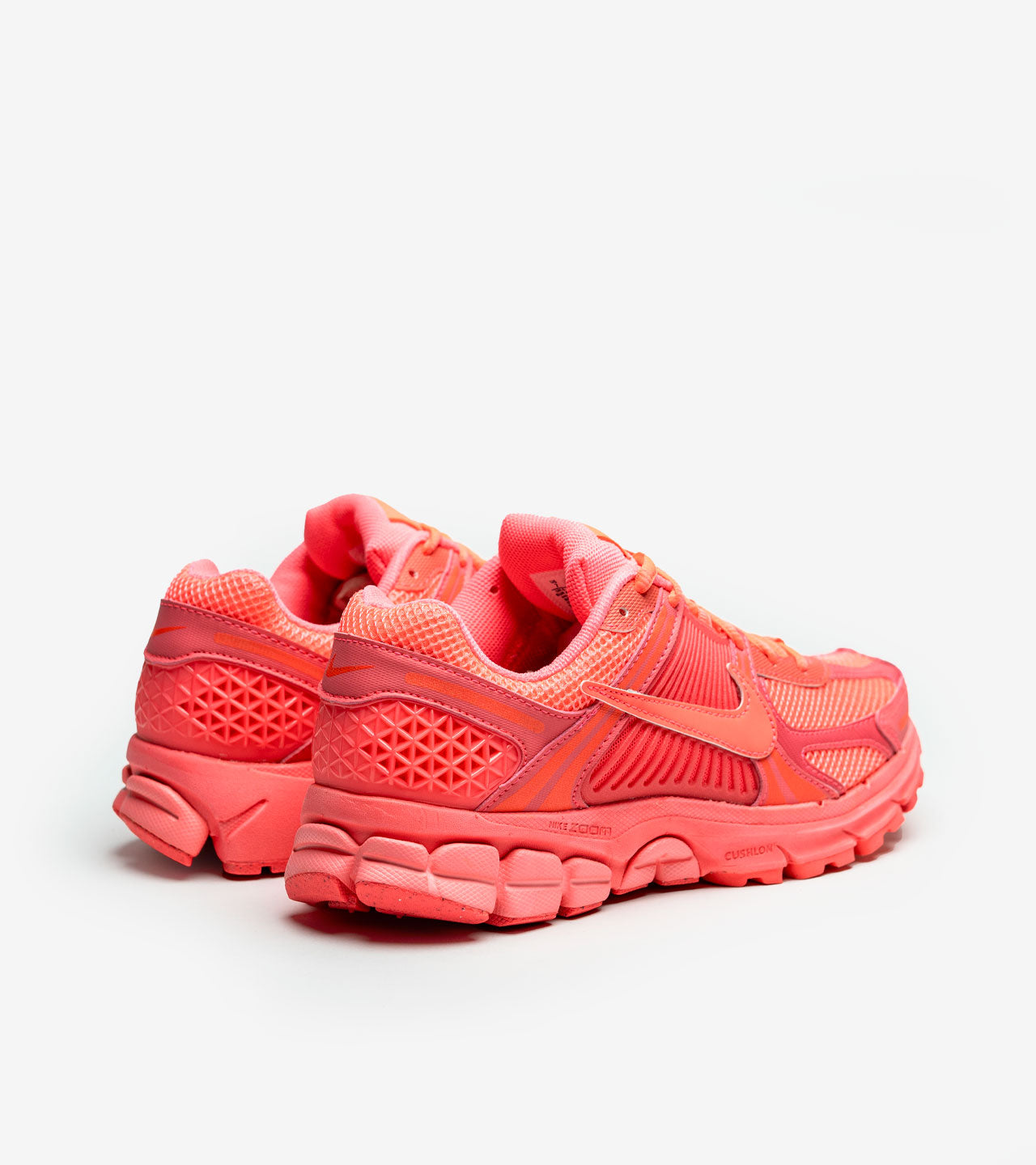 Nike Zoom Vomero 5 Hot Punch — photo 3