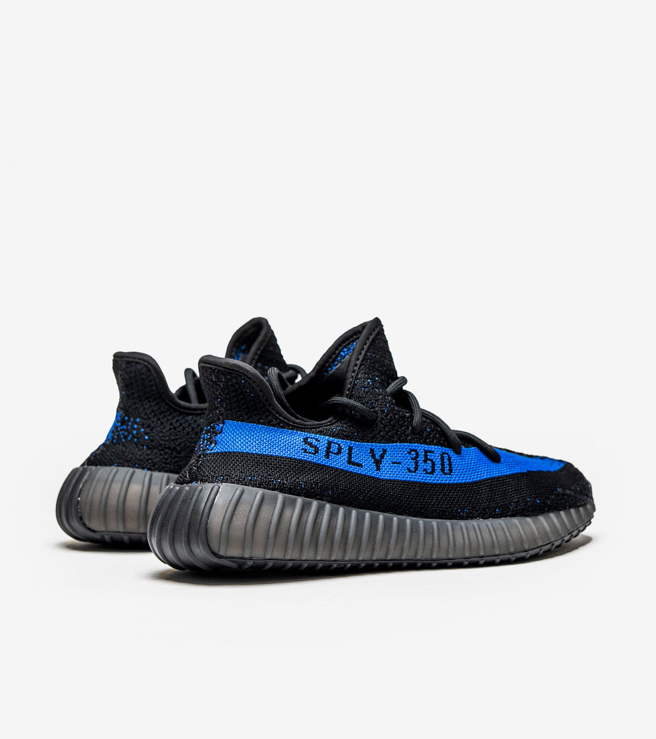 adidas Yeezy Boost 350 V2 Dazzling Blue — photo 3