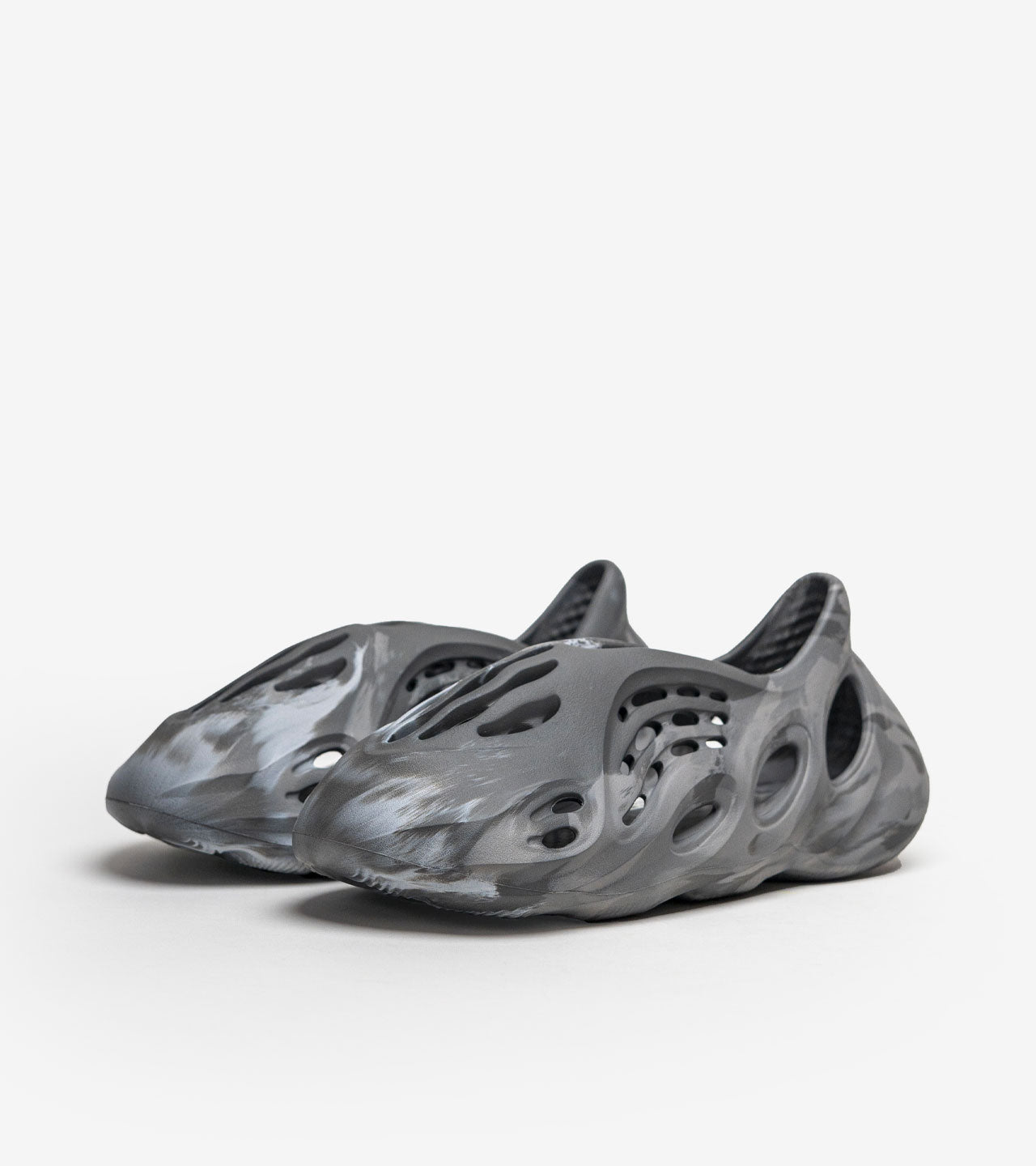 adidas Yeezy Foam RNR MX Granite — photo 2