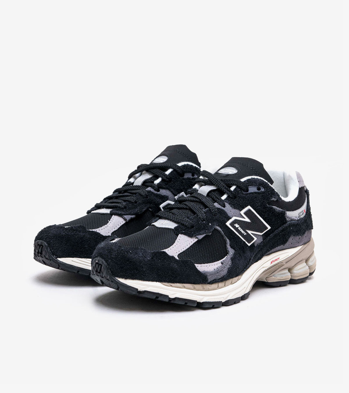 New Balance 2002R Protection Pack Black Grey — photo 2