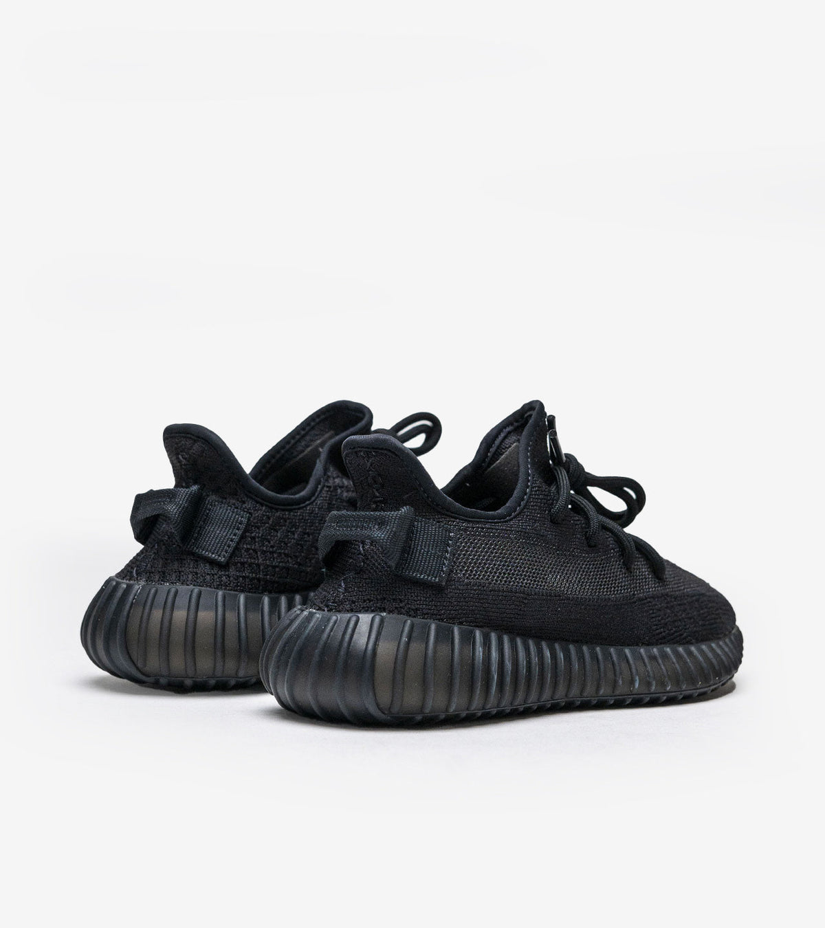 adidas Yeezy Boost 350 V2 Onyx — photo 3