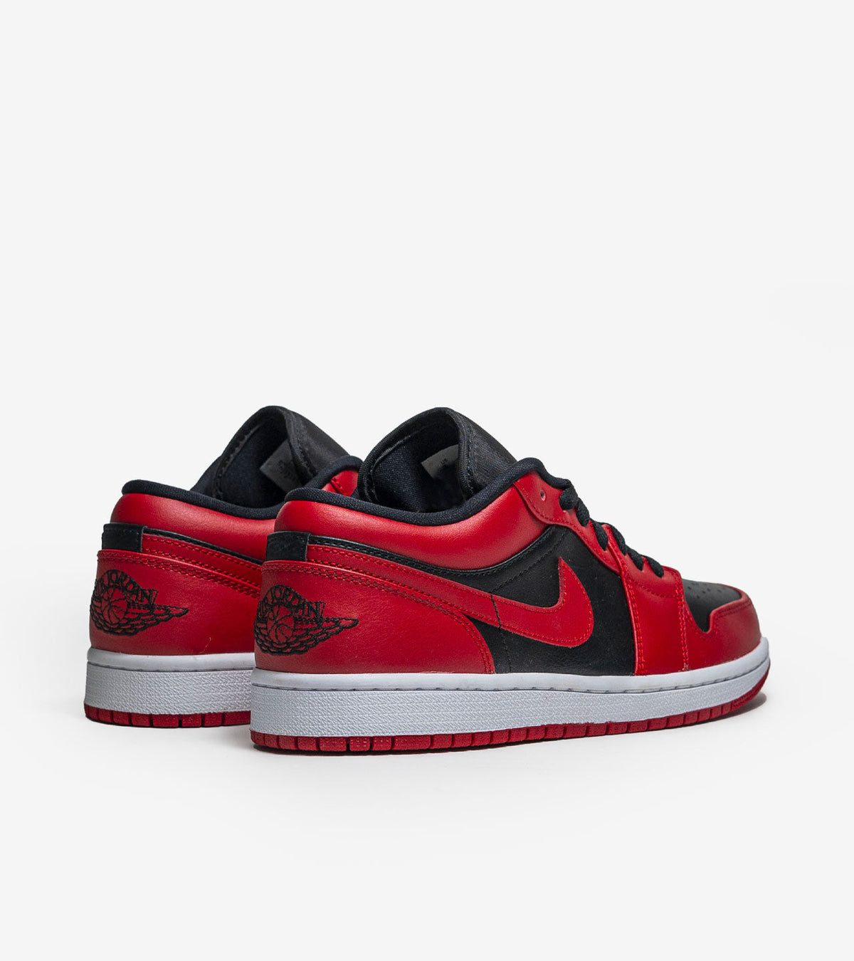Jordan 1 Low Reverse Bred — photo 3