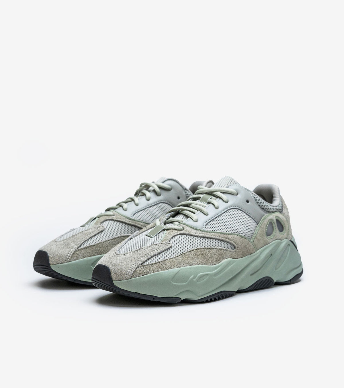 adidas Yeezy Boost 700 Salt (2019/2023) — photo 2