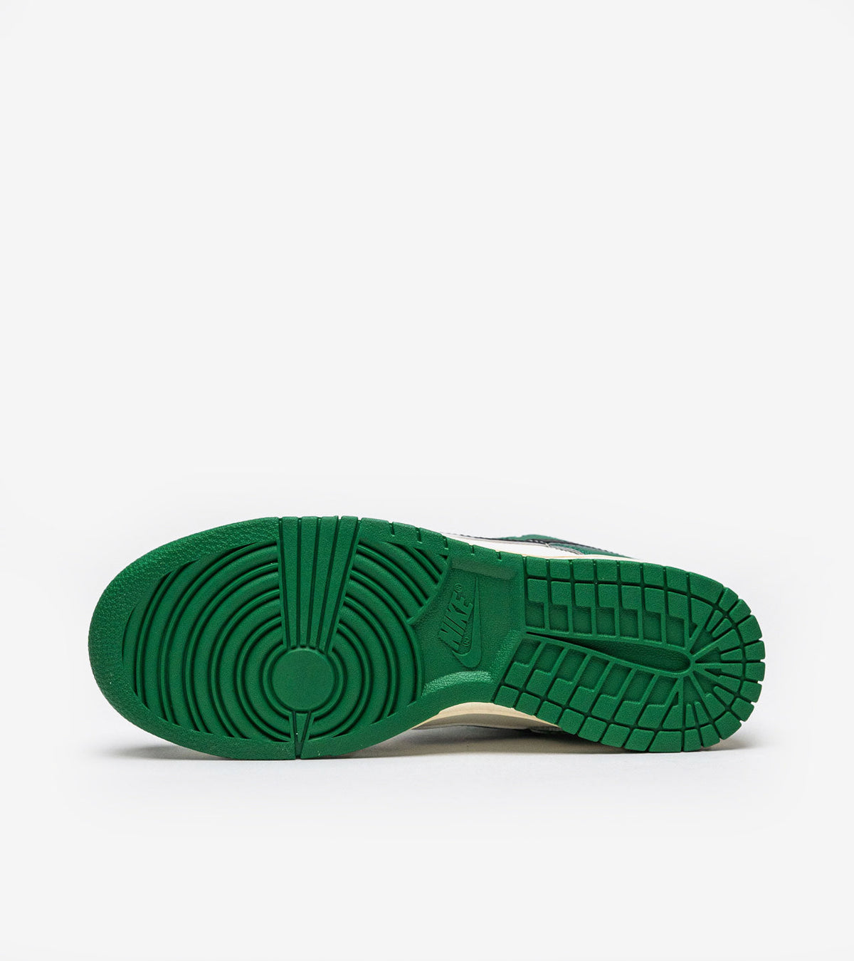 Nike Dunk Low SE Lottery Pack Malachite Green — photo 4