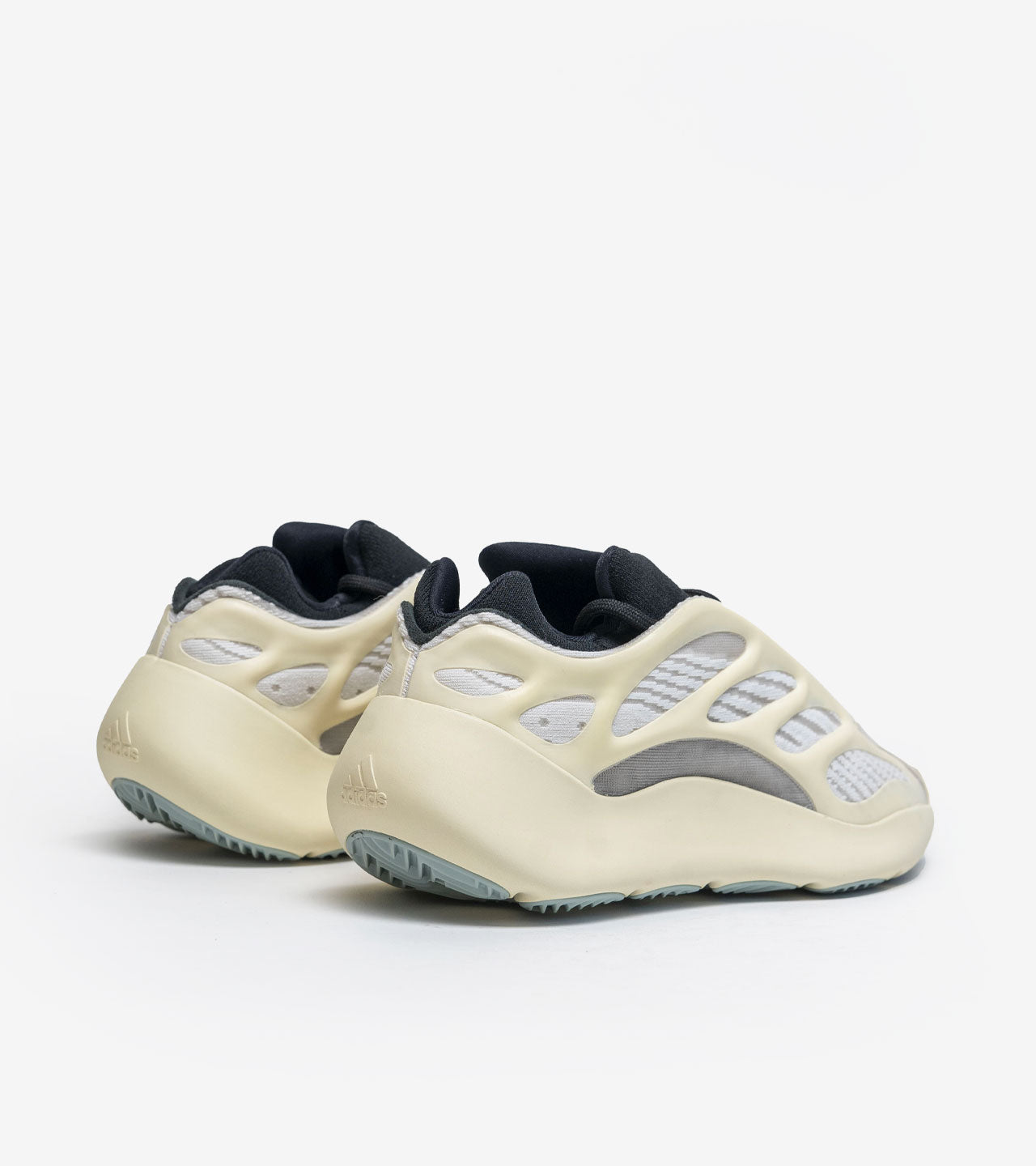 adidas Yeezy 700 V3 Azael (2019/2022/2023) — photo 2