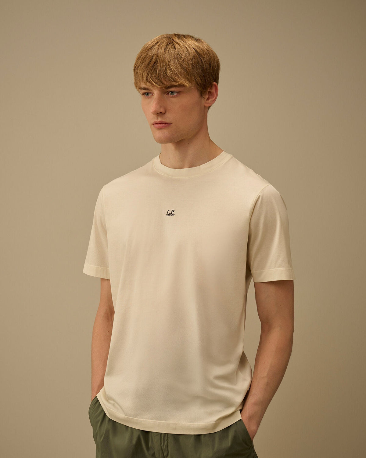 T-shirt cp compagny beige — photo 2