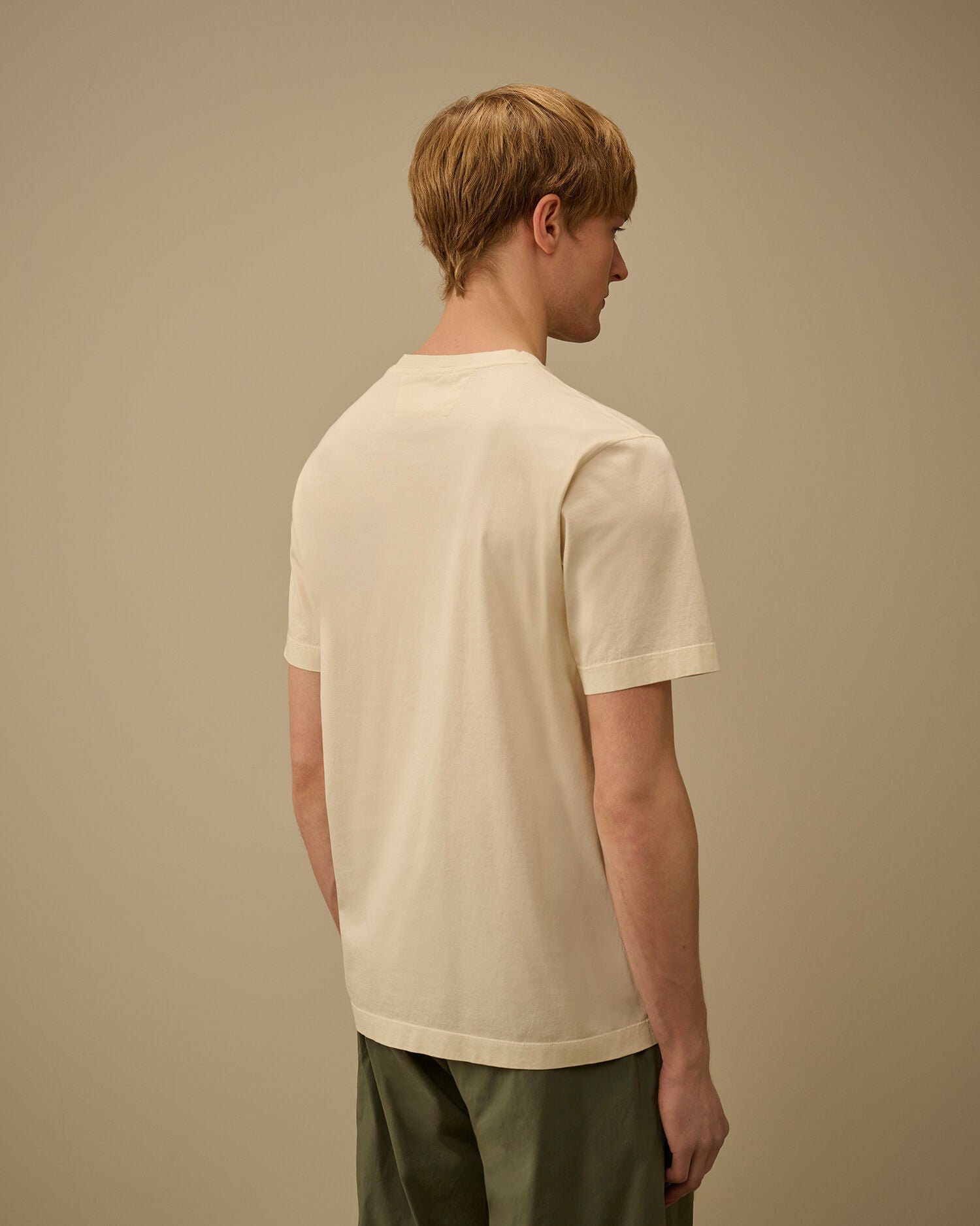 T-shirt cp compagny beige — photo 3