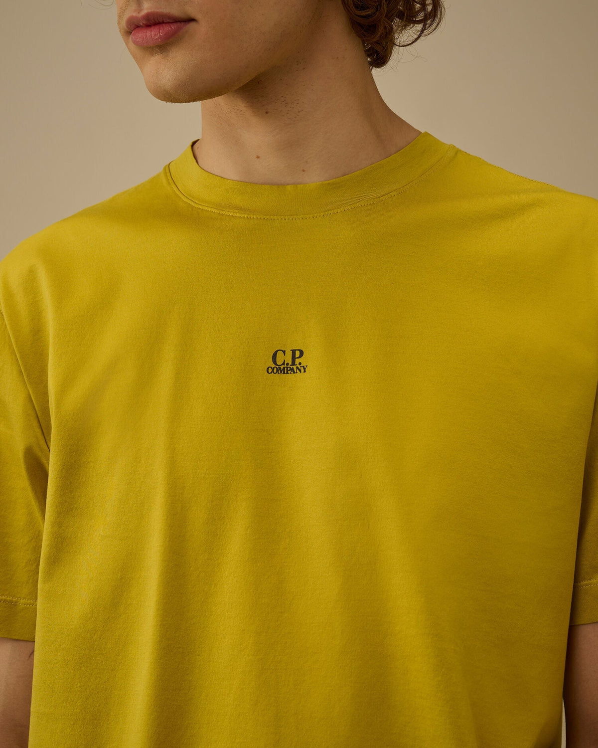 T-shirt cp compagny moutarde — photo 2